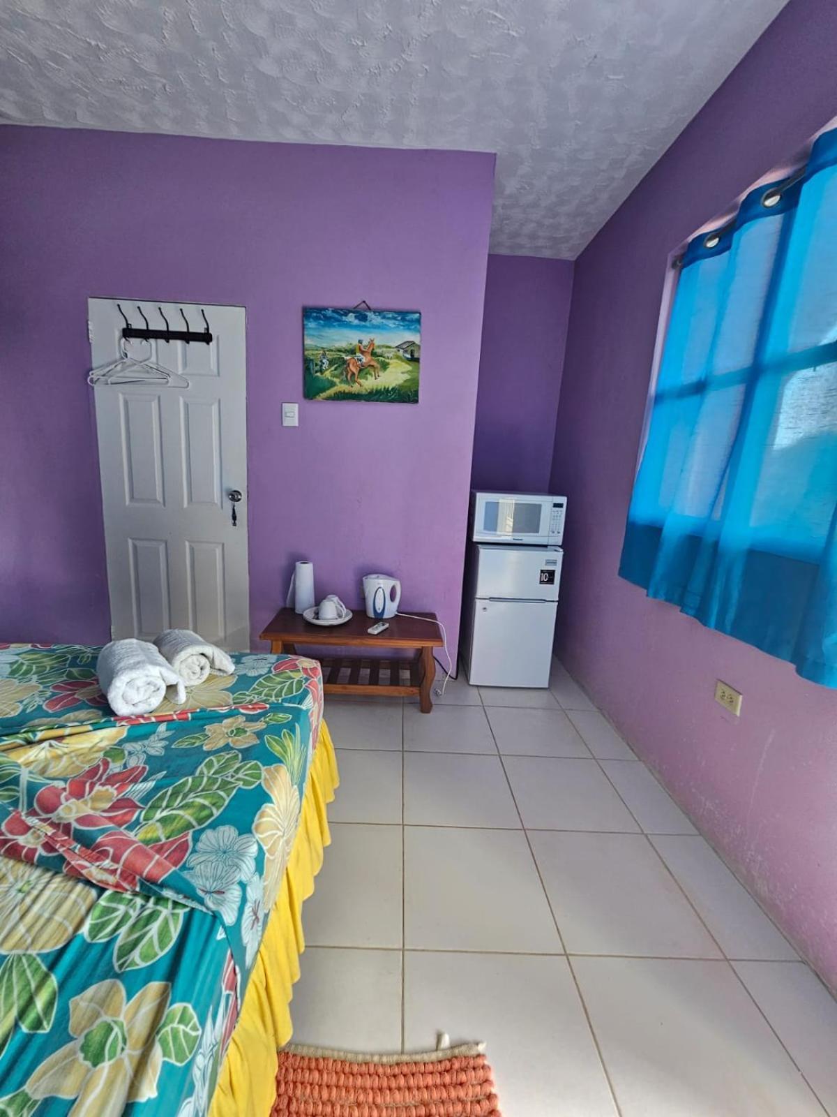Fish Tobago Guesthouse Or Joy And Brandon Guesthouse Buccoo Room photo